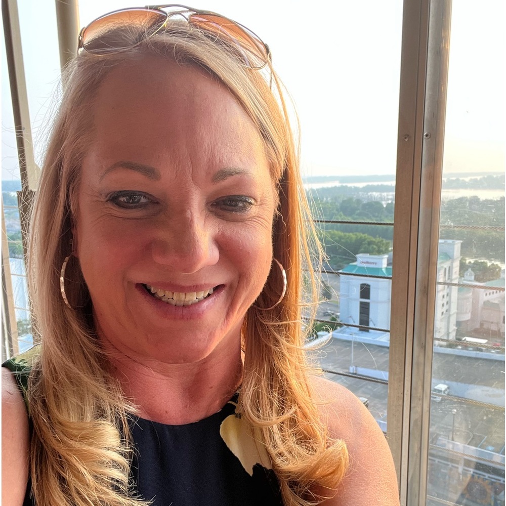 Meet your Posher, Christie
